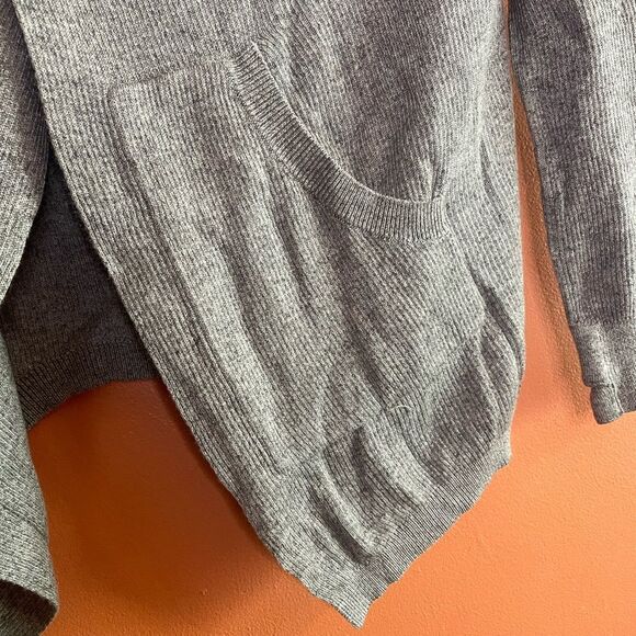 Lululemon Athletica Cabin Yogi Wrap in Heathered Medium Grey Womens Size M - Picture 6 of 8
